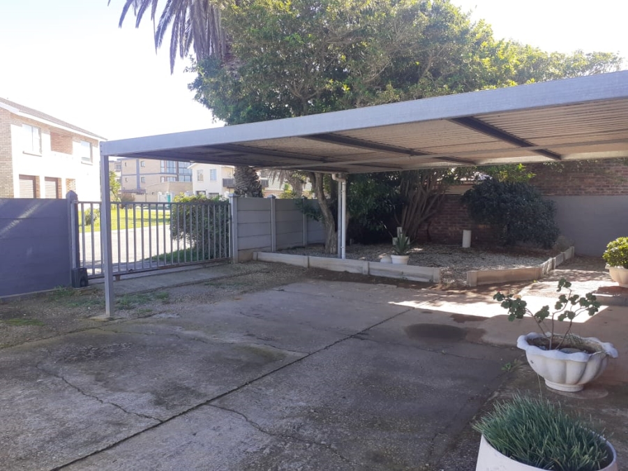 To Let 3 Bedroom Property for Rent in Kabeljauws Eastern Cape